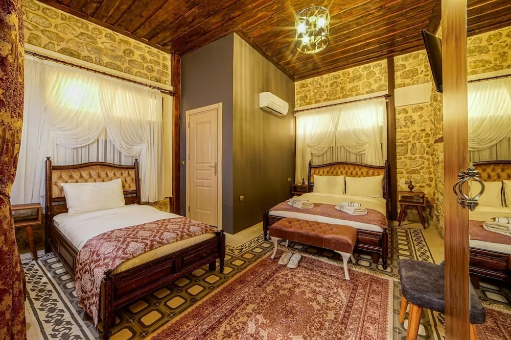 Luxury Üç Kişilik Oda