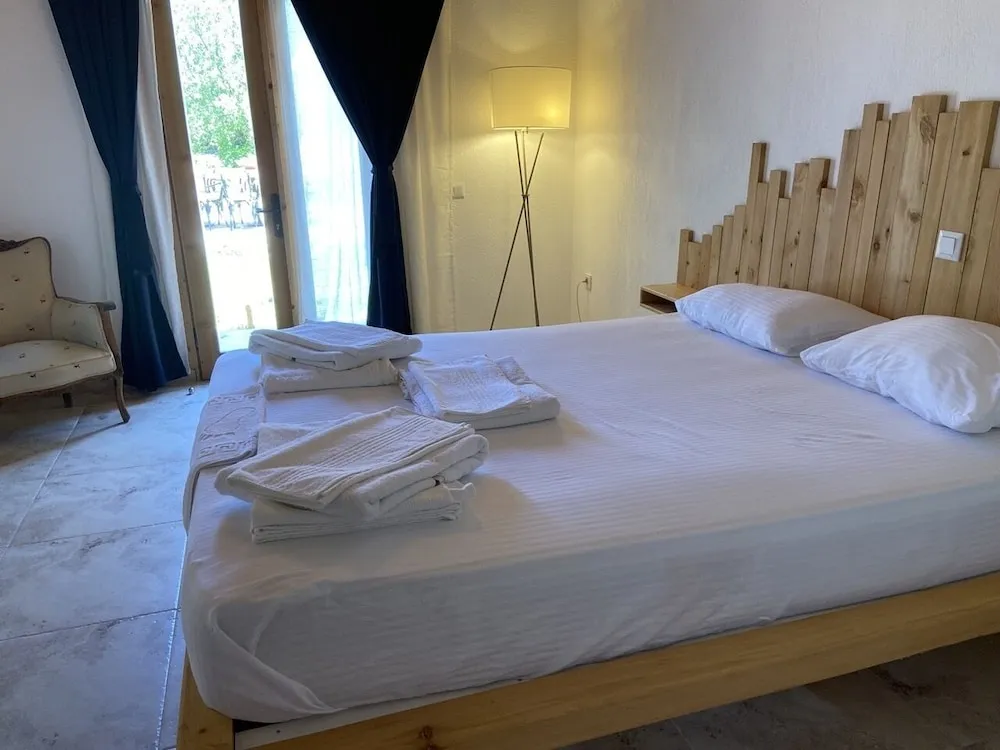 Comfort Üç Kişilik Oda, Avlu Manzaralı, Asma Kat