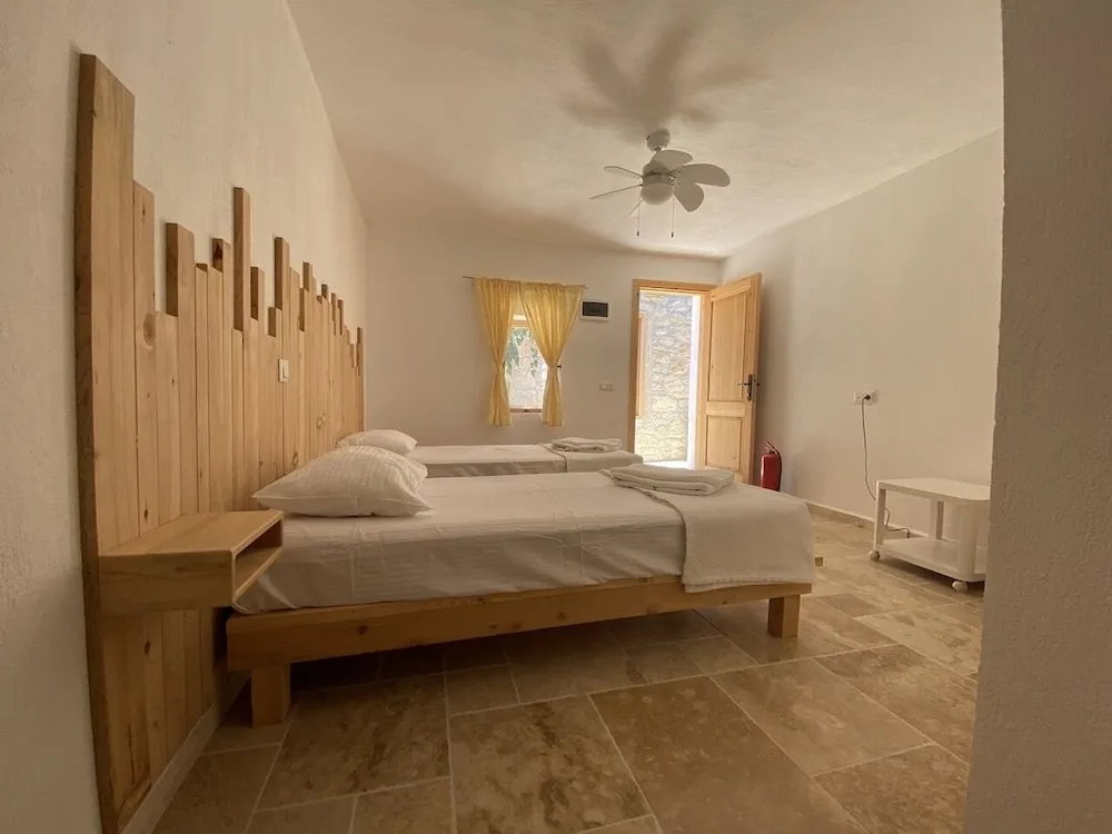 Comfort İki Ayrı Yataklı Oda, Avlu Manzaralı, Bahçeli