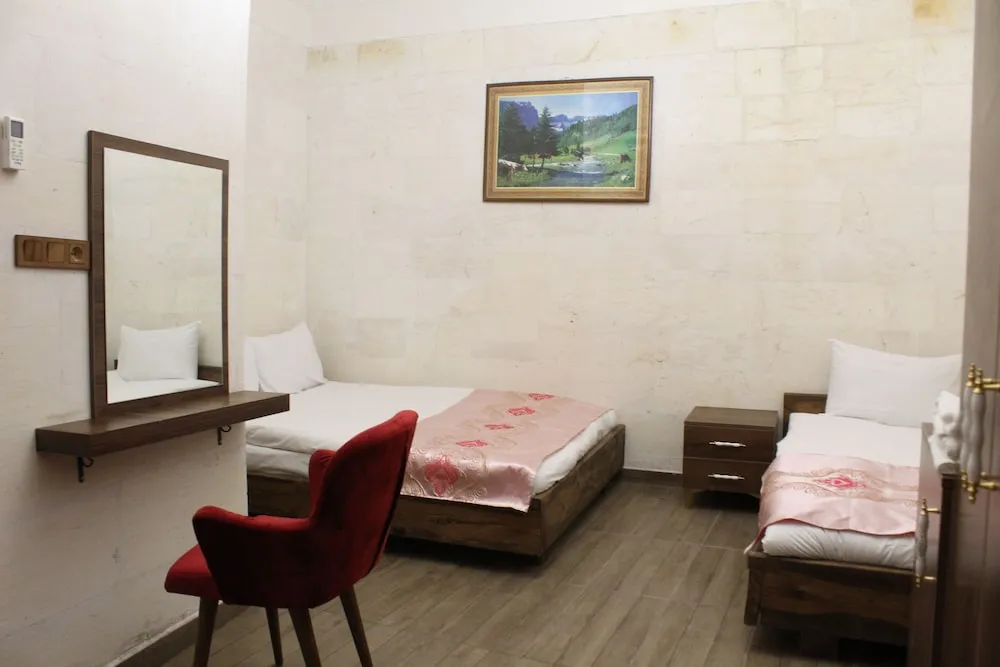 Deluxe Üç Kişilik Oda
