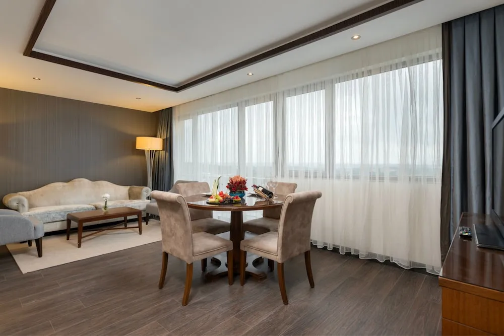 King Suite Junior
