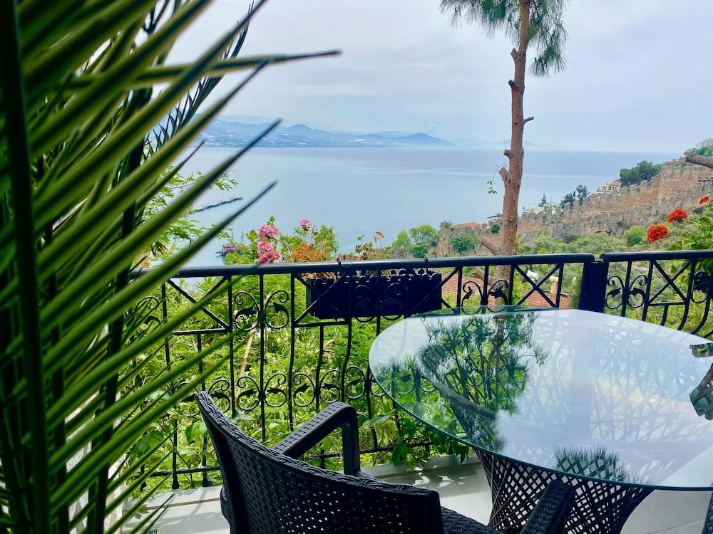 Romantic Oda, Küvet, Deniz Manzaralı