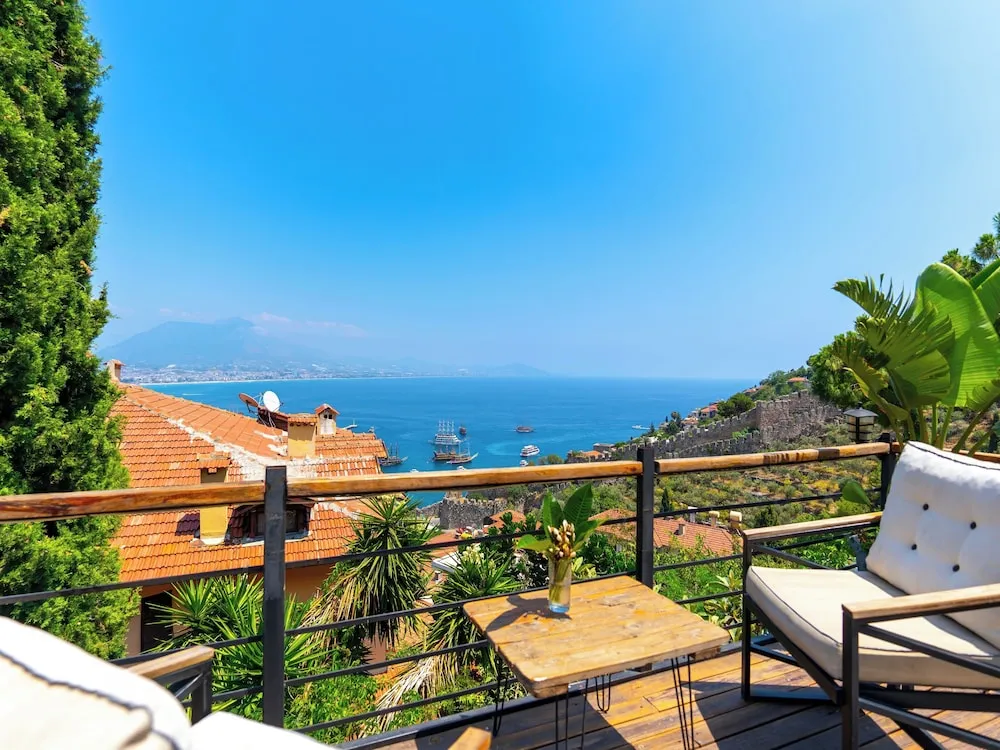 Design Oda, Teras, Deniz Manzaralı