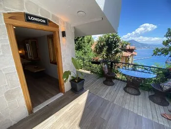 Castle Boutique Hotel