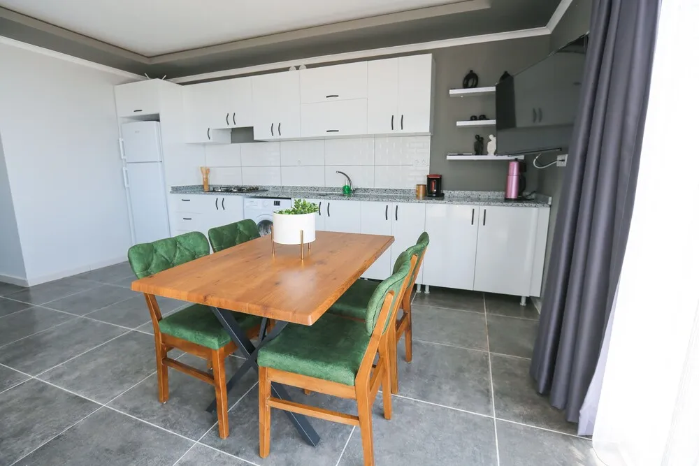 Deniz Manzarali Terasli 2+1 Aile Dairesi