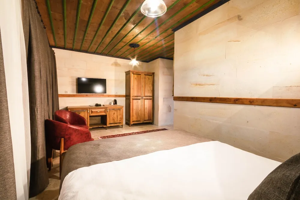 Deluxe Tek Büyük Yataklı Oda