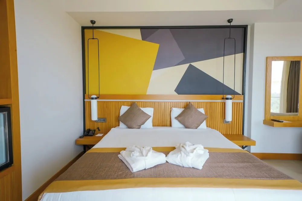 Luxury Oda, Havuz Manzaralı