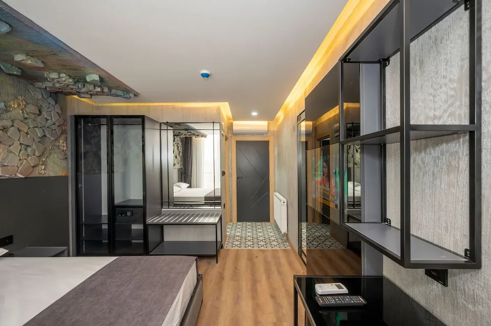Deluxe Tek Büyük veya İki Ayrı Yataklı Oda