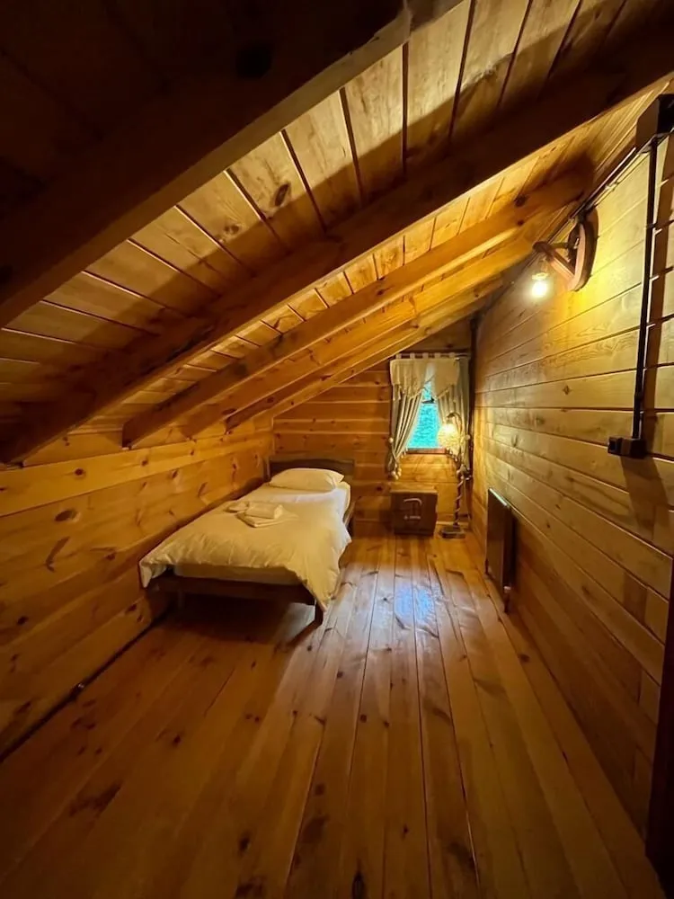 Family Bungalov, 2 Yatak Odası, Sigara İçilebilir, Nehir Manzaralı