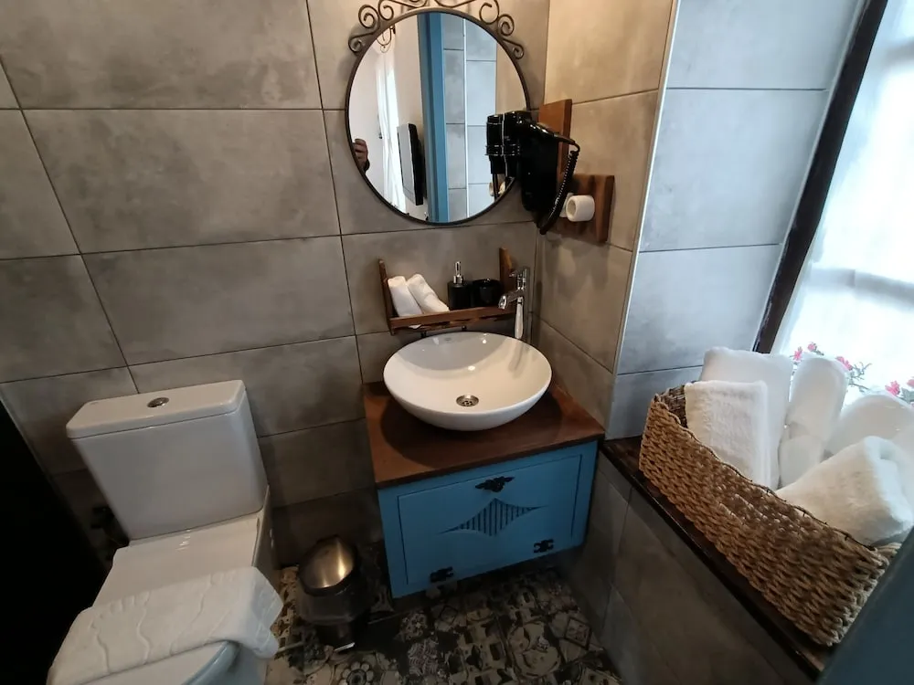 Standard Tek Büyük Yataklı Oda, Sigara İçilmez, Dağ Manzaralı