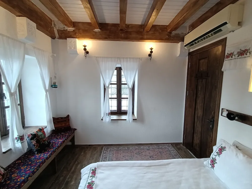 Standard Tek Büyük Yataklı Oda, Sigara İçilmez, Dağ Manzaralı