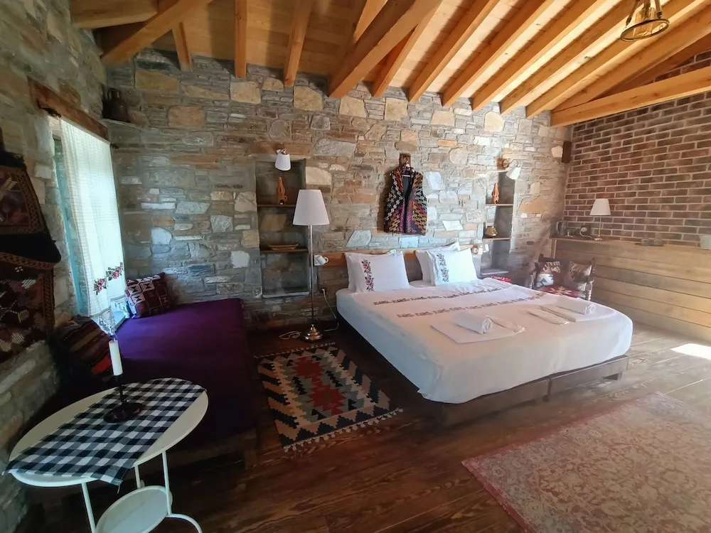 Deluxe Dört Kişilik Oda, Sigara İçilmez, Dağ Manzaralı