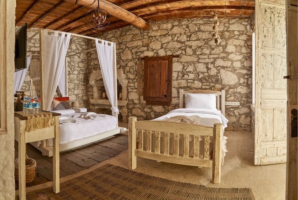 Deluxe Üç Kişilik Oda