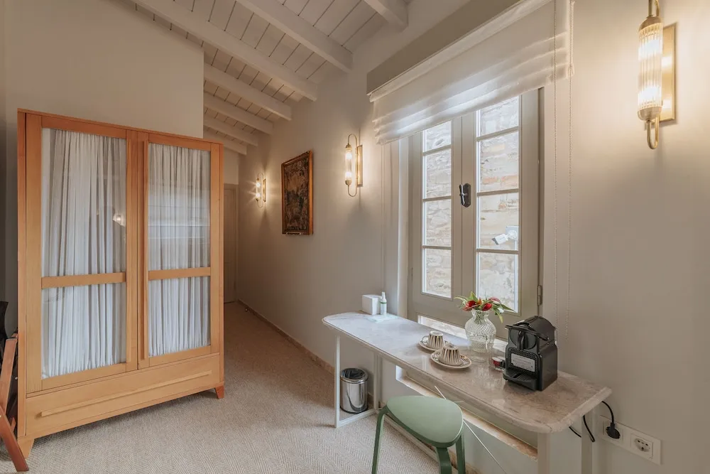 Tek Büyük Yataklı Oda