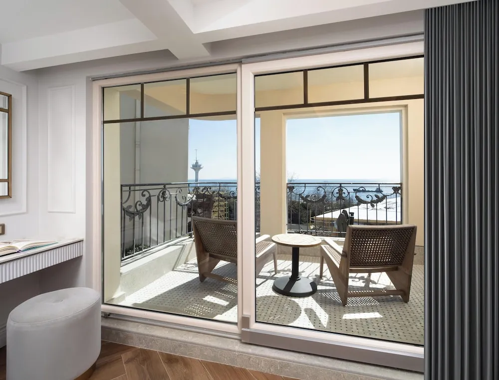 Family Suite With Balcony