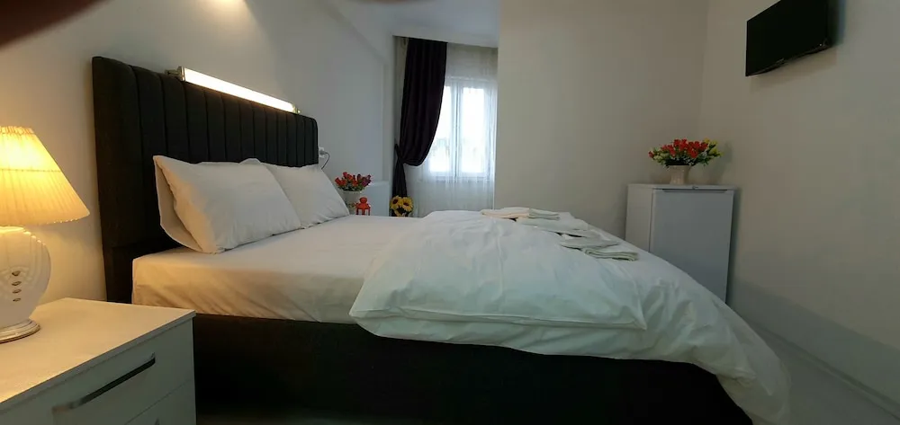 Deluxe Oda, 1 Büyük (Queen) Boy Yatak, Sigara İçilmez, Şehir Manzaralı