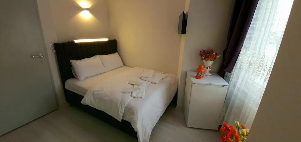 Deluxe Oda, 1 Büyük (Queen) Boy Yatak, Sigara İçilmez, Şehir Manzaralı