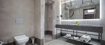 DoubleTree by Hilton Çanakkale