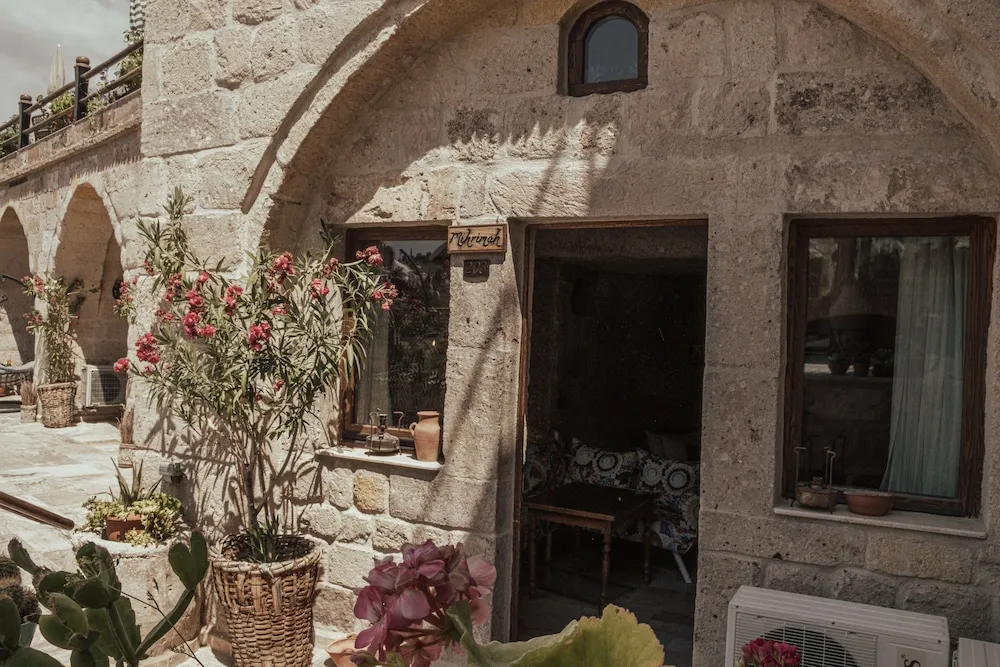 Deluxe Tek Büyük veya İki Ayrı Yataklı Oda, 1 Yatak Odası, Sigara İçilmez, Avlu Manzaralı