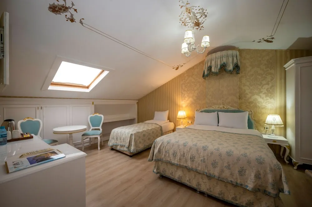 Family Dört Kişilik Oda