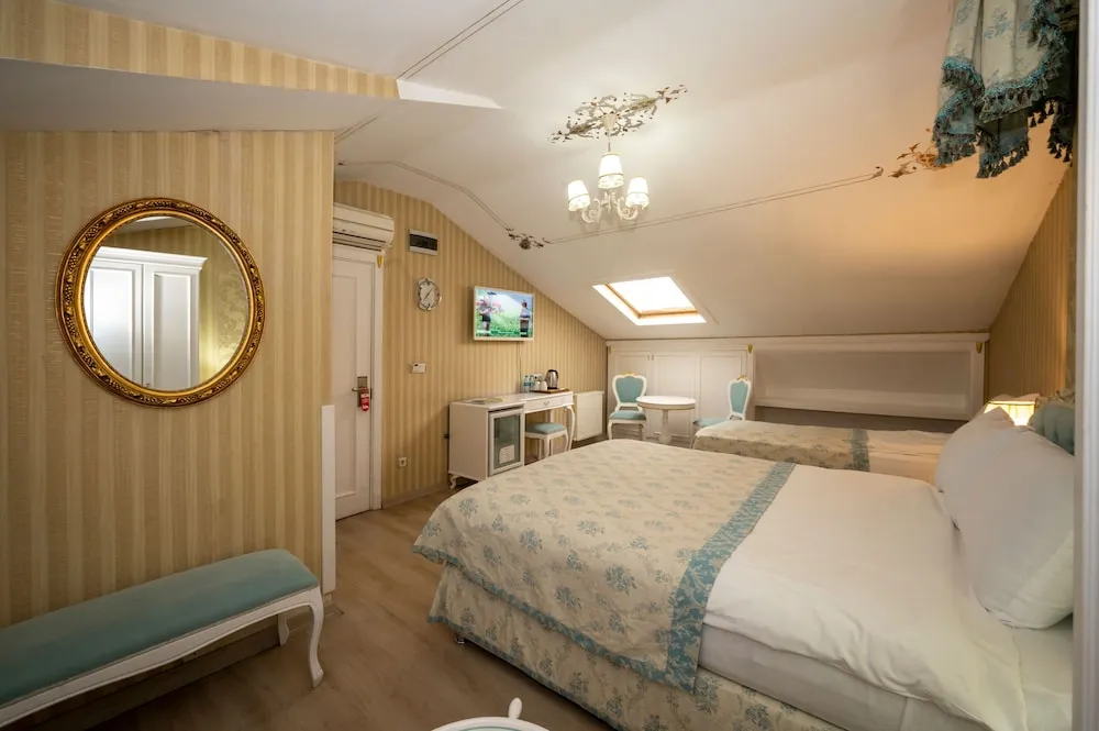 Family Dört Kişilik Oda