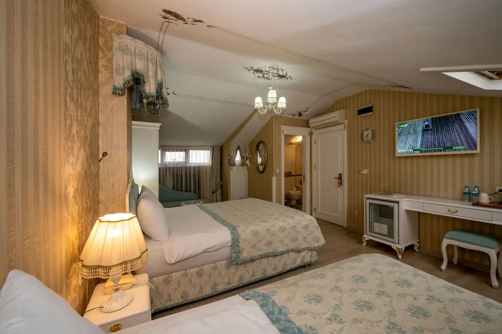 Family Dört Kişilik Oda