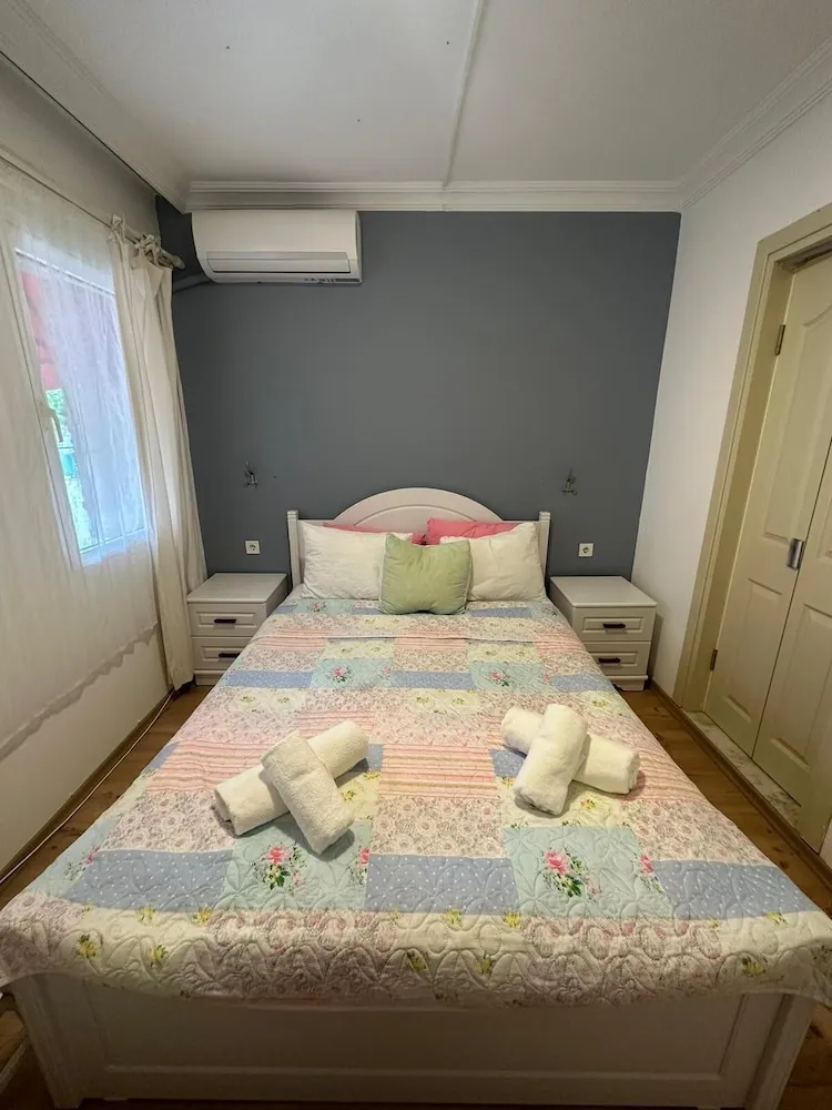 Monat Otel, Hacımemiş