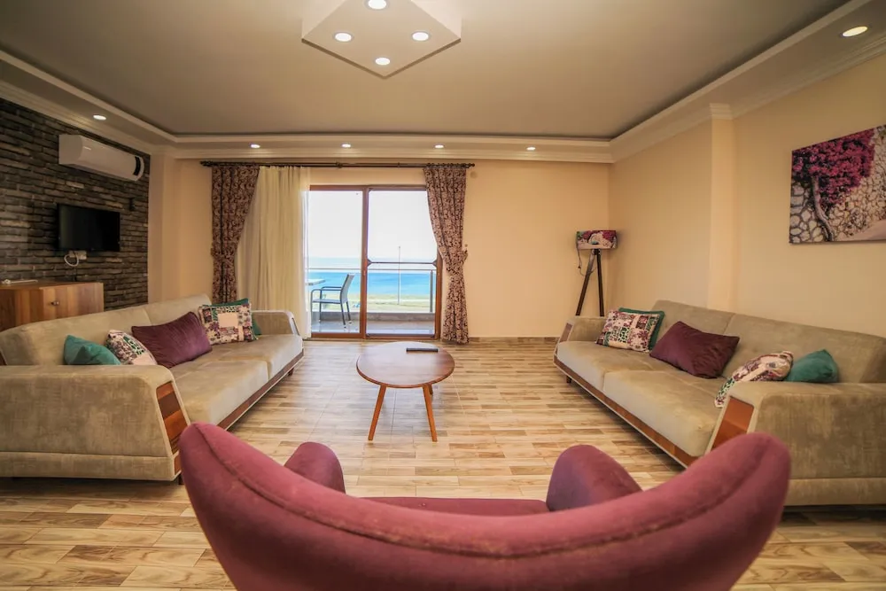 Apart Daire, 2 Yatak Odası, Balkon, Deniz Manzaralı