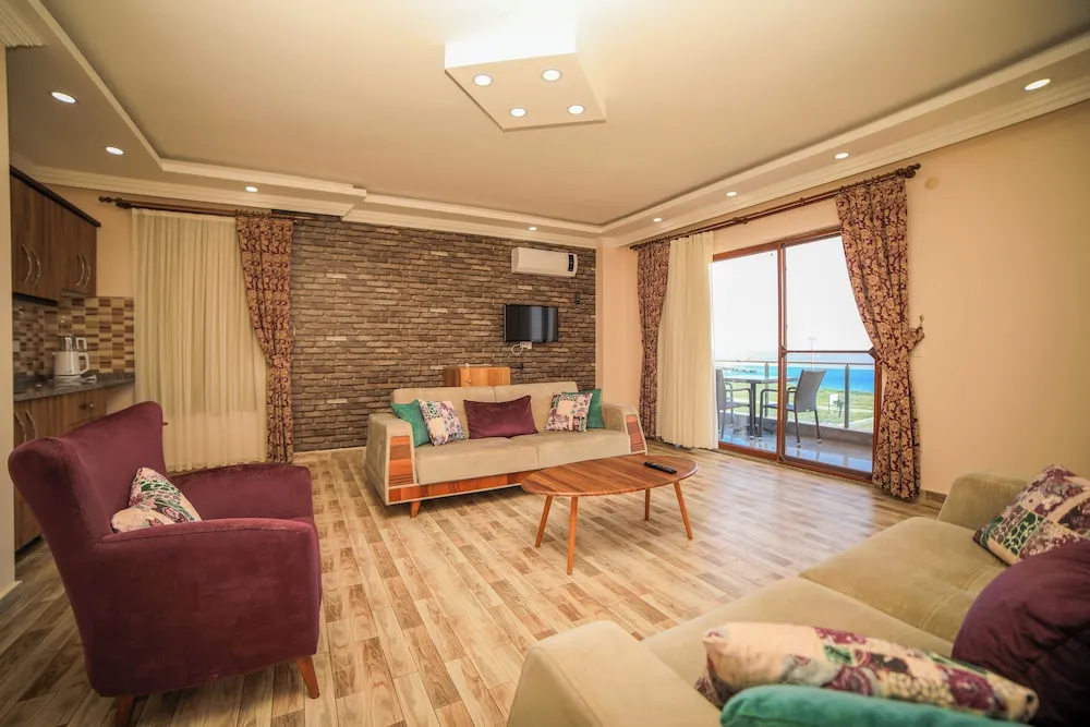 Apart Daire, 2 Yatak Odası, Balkon, Deniz Manzaralı
