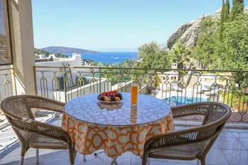 Aegean Gate Hotel