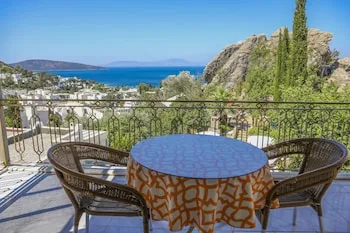 Aegean Gate Hotel