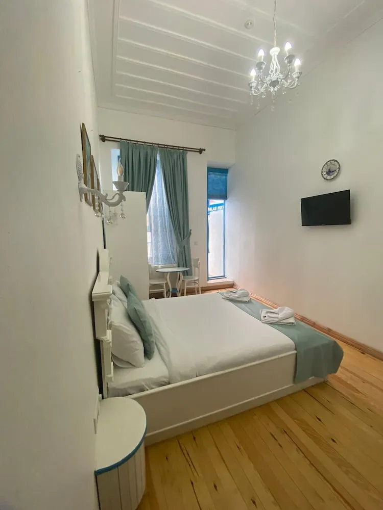 Premier Tek Büyük Yataklı Oda