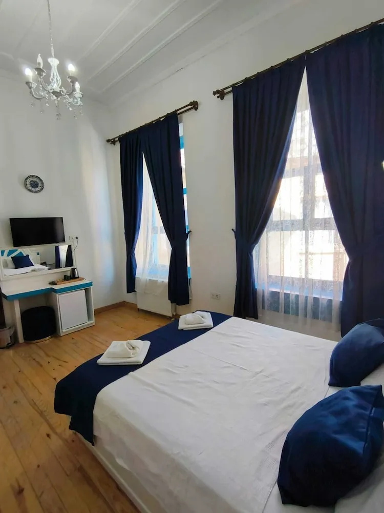 Comfort Tek Büyük Yataklı Oda