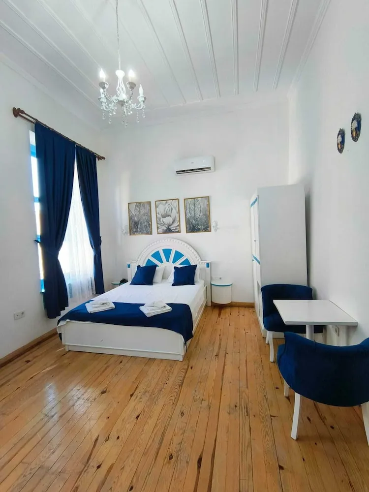 Comfort Tek Büyük Yataklı Oda