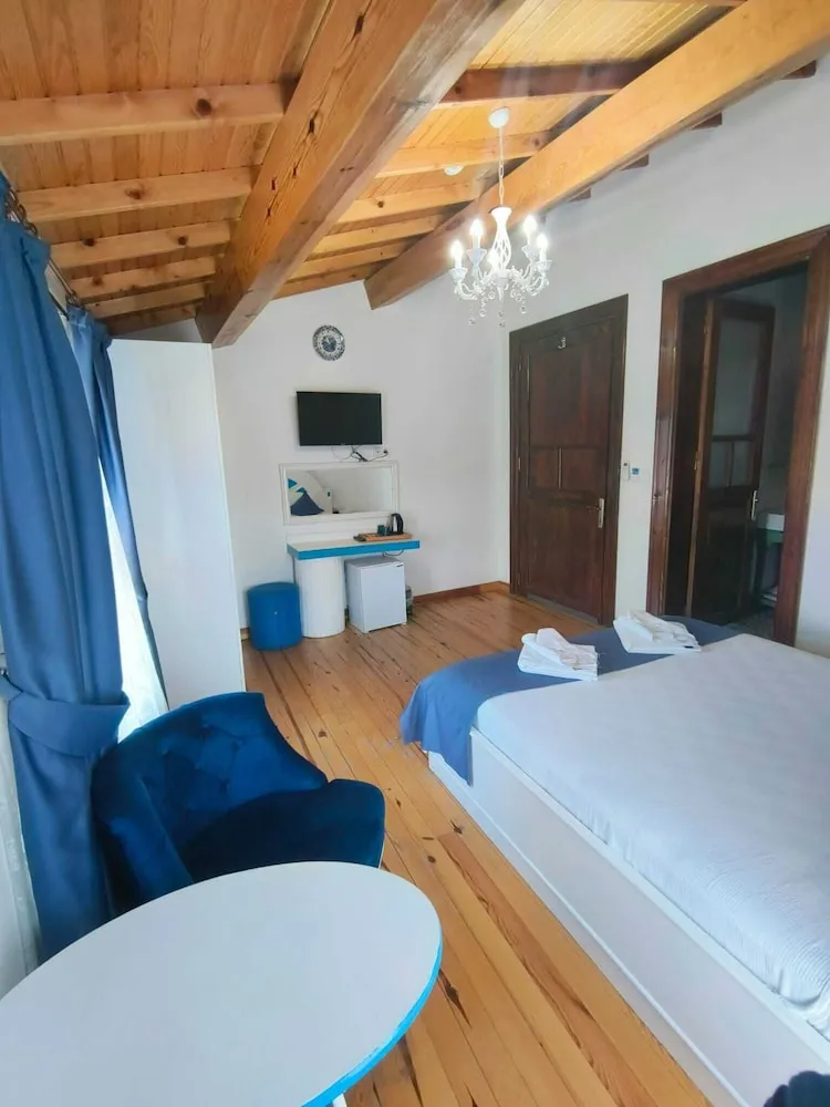 Panoramic Tek Büyük Yataklı Oda