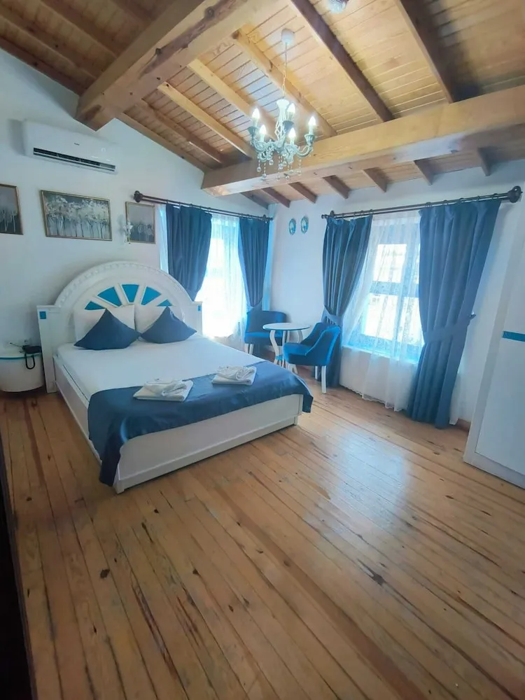 Panoramic Tek Büyük Yataklı Oda