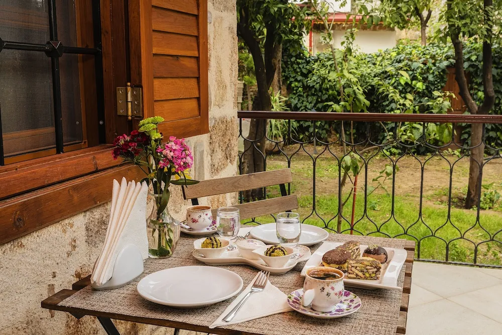Traditional Oda, 1 Çift Kişilik Yatak, Balkon, Avlu Manzaralı