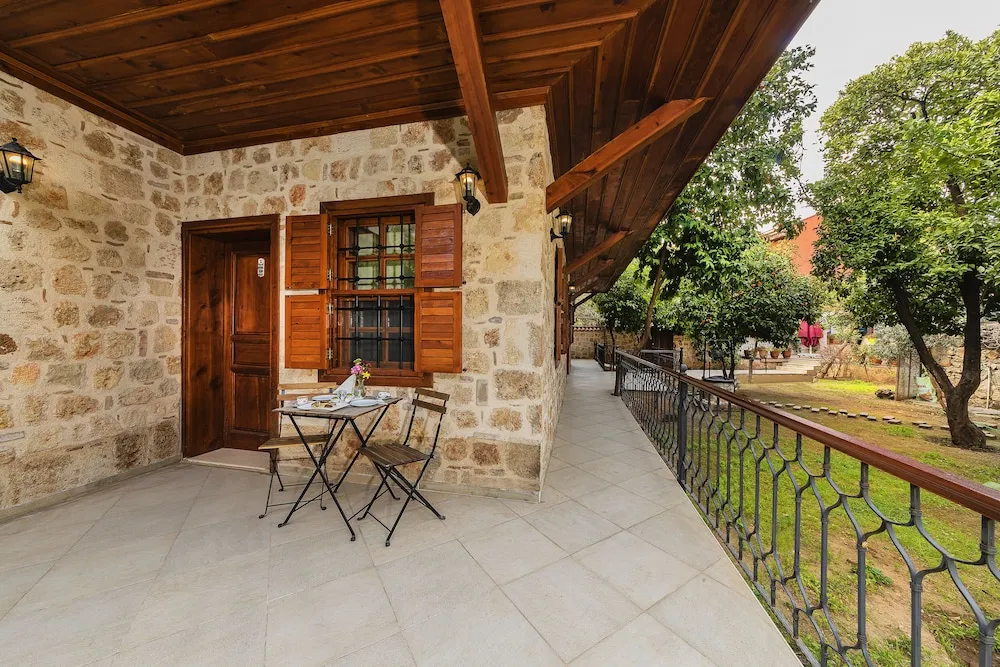 Traditional Oda, 1 Çift Kişilik Yatak, Balkon, Avlu Manzaralı