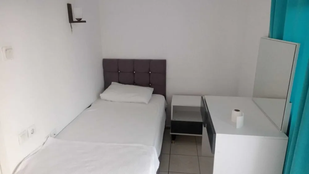 Standard Üç Kişilik Oda, Şehir Manzaralı