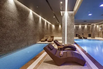 Bureau Collection Hotel