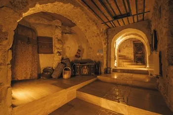Saliche Cappadocia Cave Suit