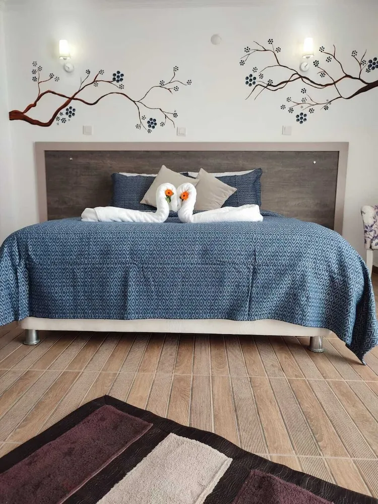 Basic Üç Kişilik Oda