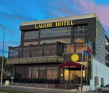 Lagom Otel