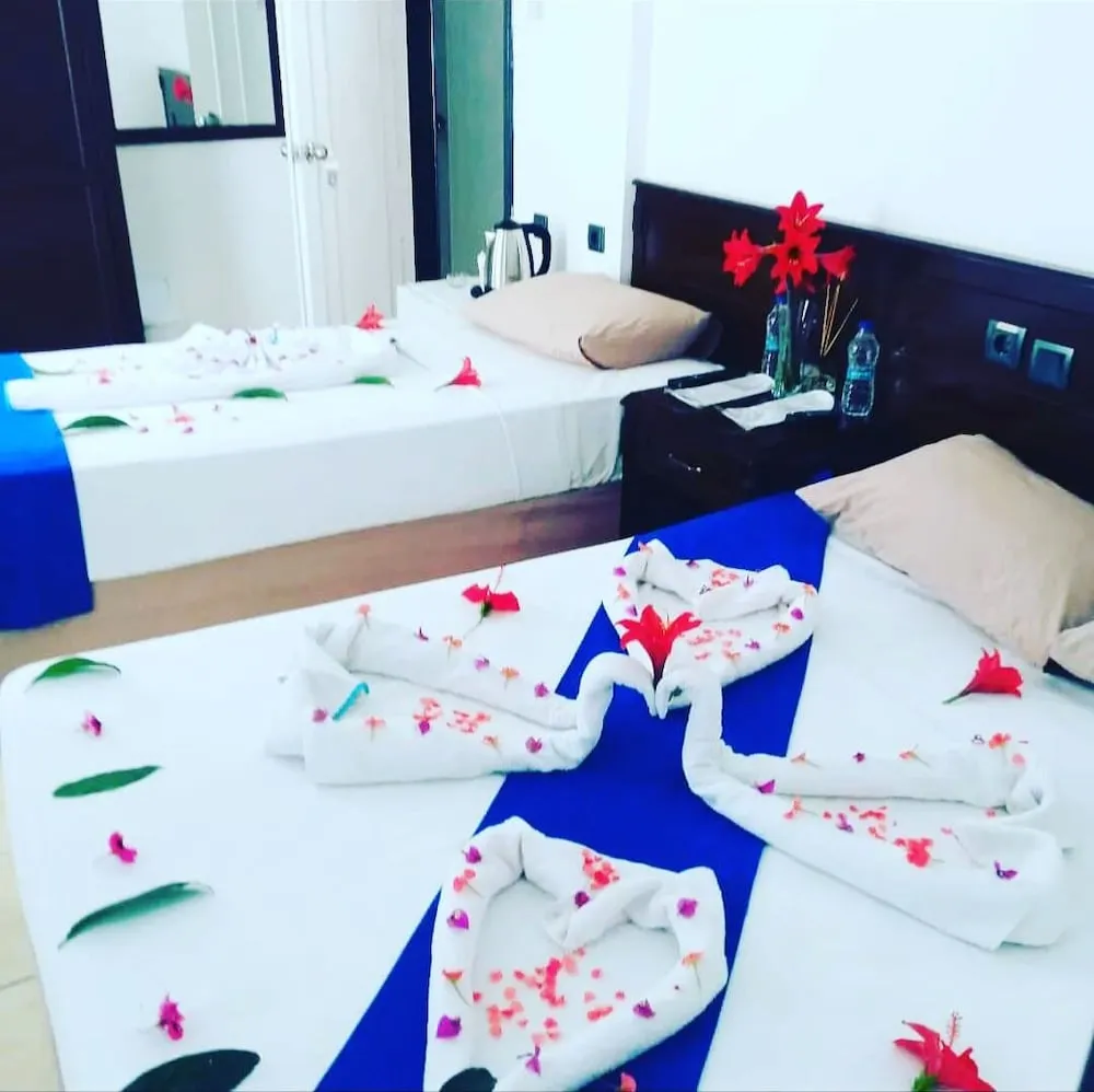 Standard Tek Büyük veya İki Ayrı Yataklı Oda, Deniz Manzaralı