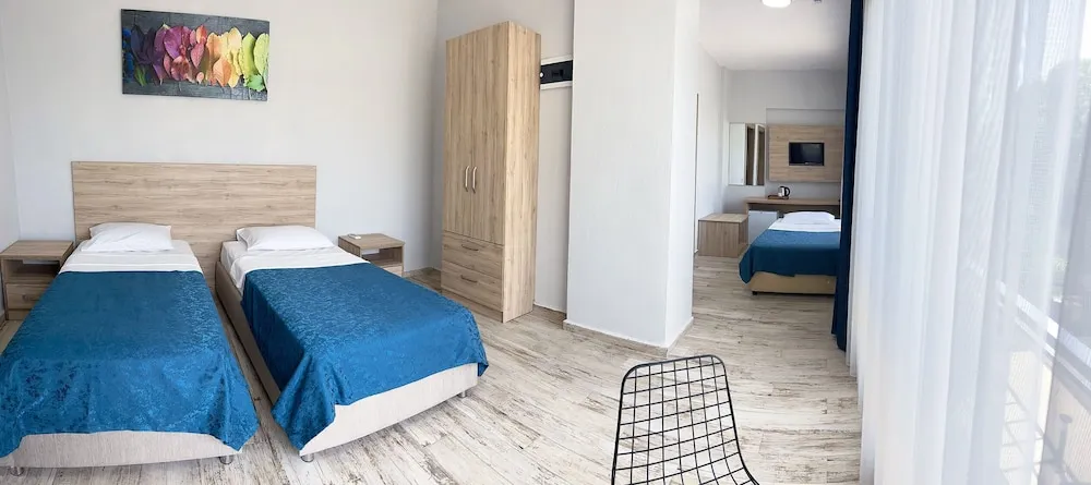 Family Oda, Deniz Manzaralı