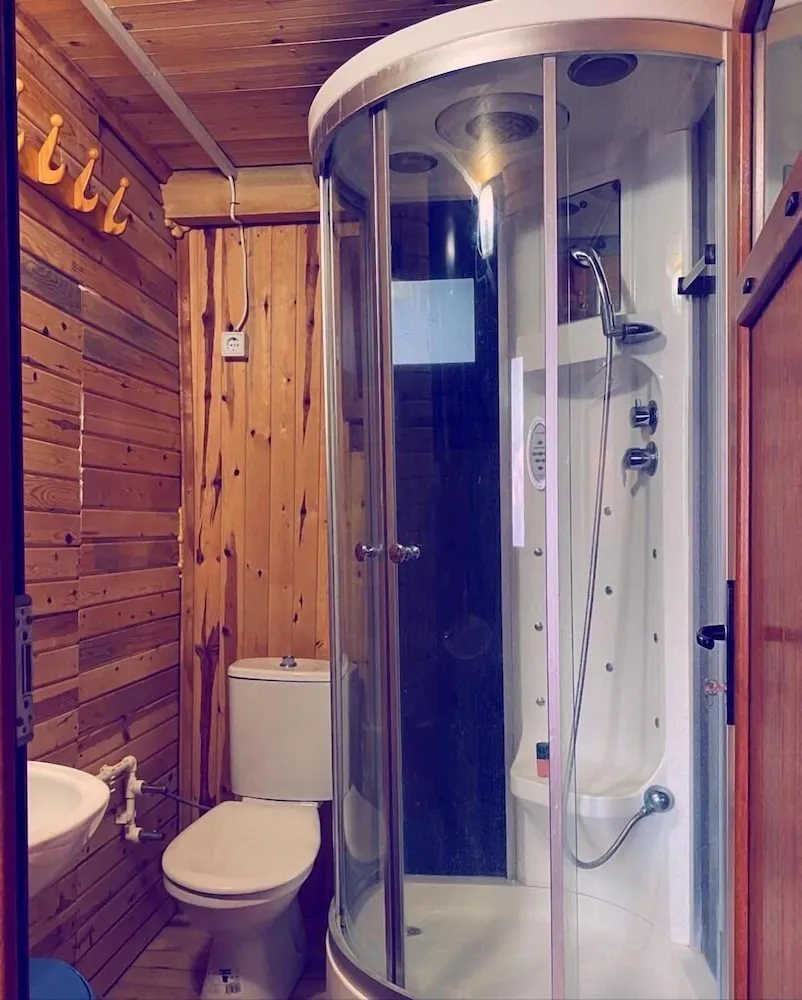 Comfort Bungalov, 1 Çift Kişilik Yatak, Balkon, Bahçe Manzaralı