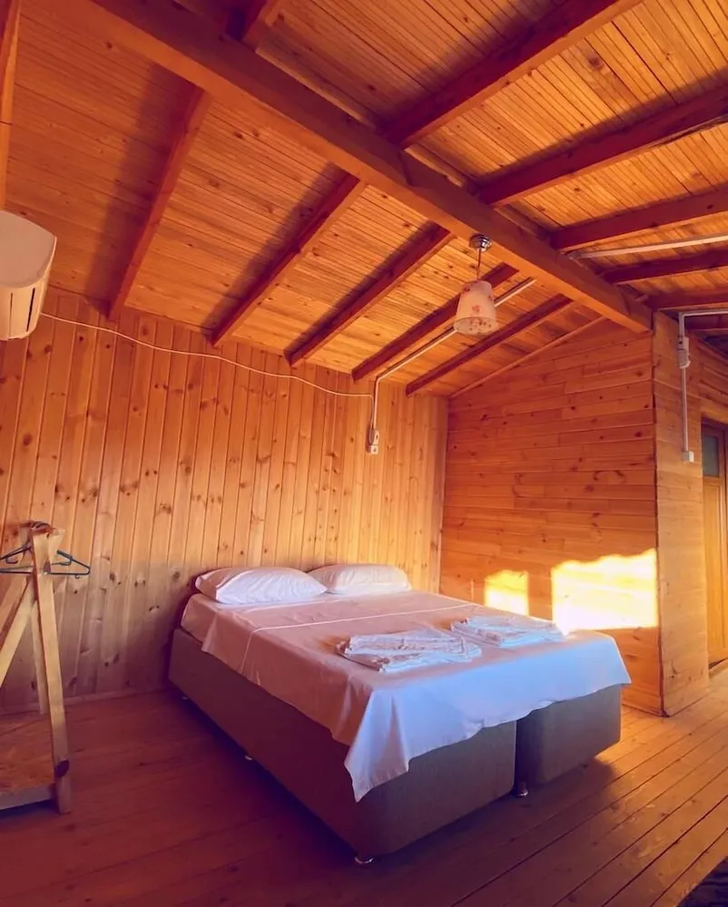 Comfort Bungalov, 1 Çift Kişilik Yatak, Balkon, Bahçe Manzaralı