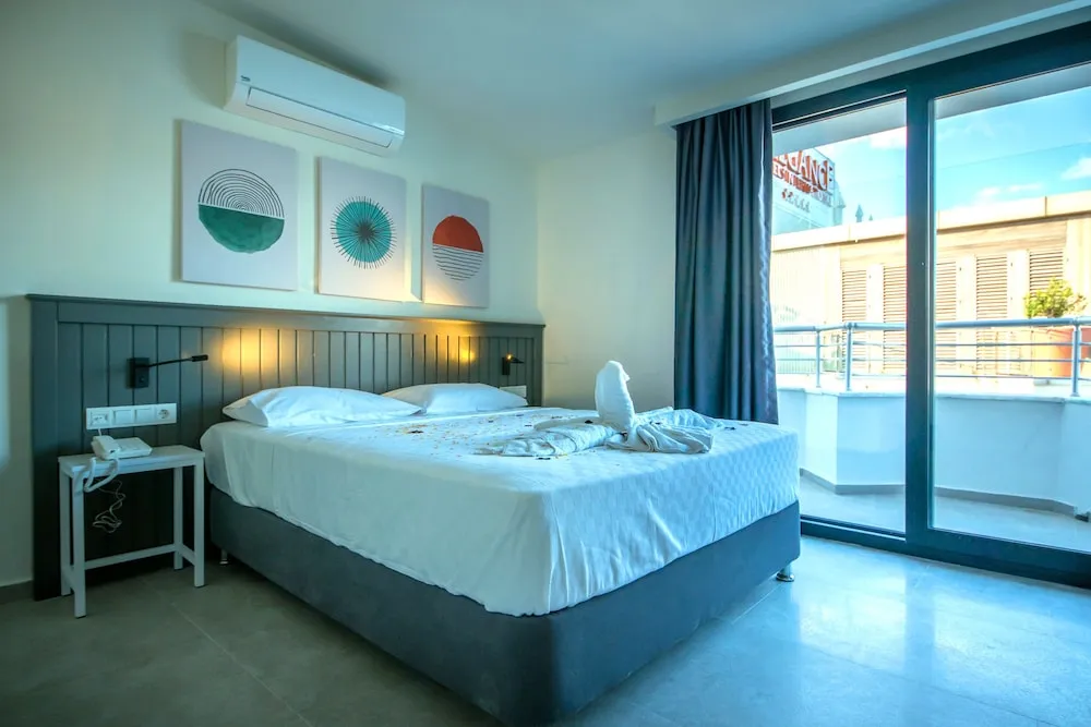 Deluxe Oda, 1 Yatak Odası, Kısmi Deniz Manzaralı