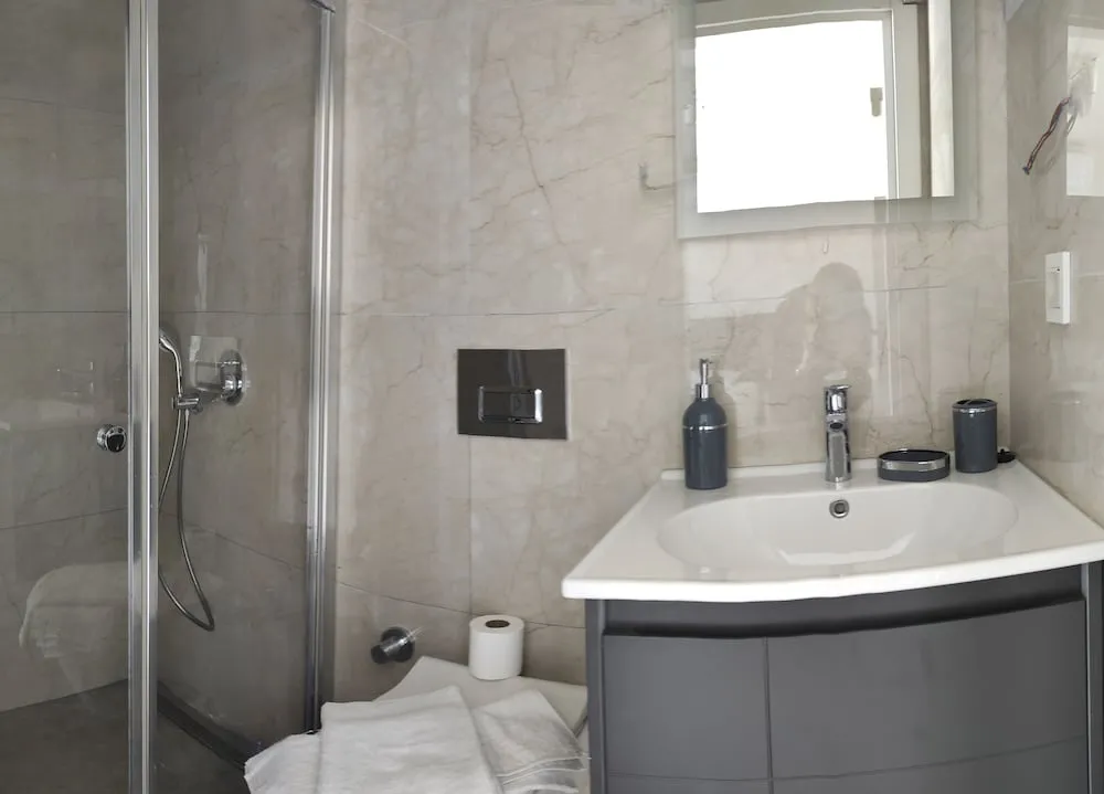 Deluxe Oda, 1 Yatak Odası, Kısmi Deniz Manzaralı