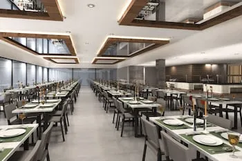 Laroxx Hotel